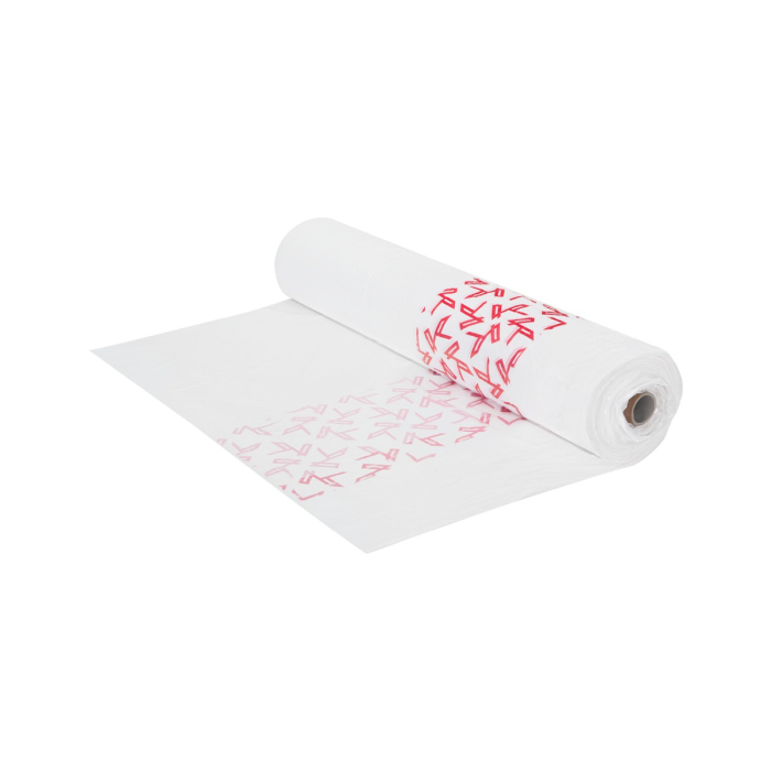Rouleau de 250 couvre-chaises Clingon Killer Beauty, partiellement déroulé sur une surface blanche, montrant des sacs en plastique transparents avec des flèches rouges imprimées.